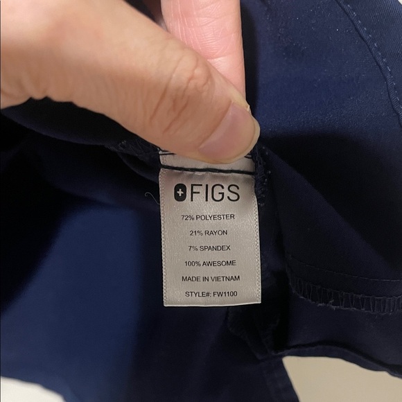 Figs Women's Deep Blue Short Sleeve Scrub Top Size Small Like New Condition - Picture 8 of 9